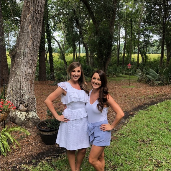 Dress - Picture 5 of 8